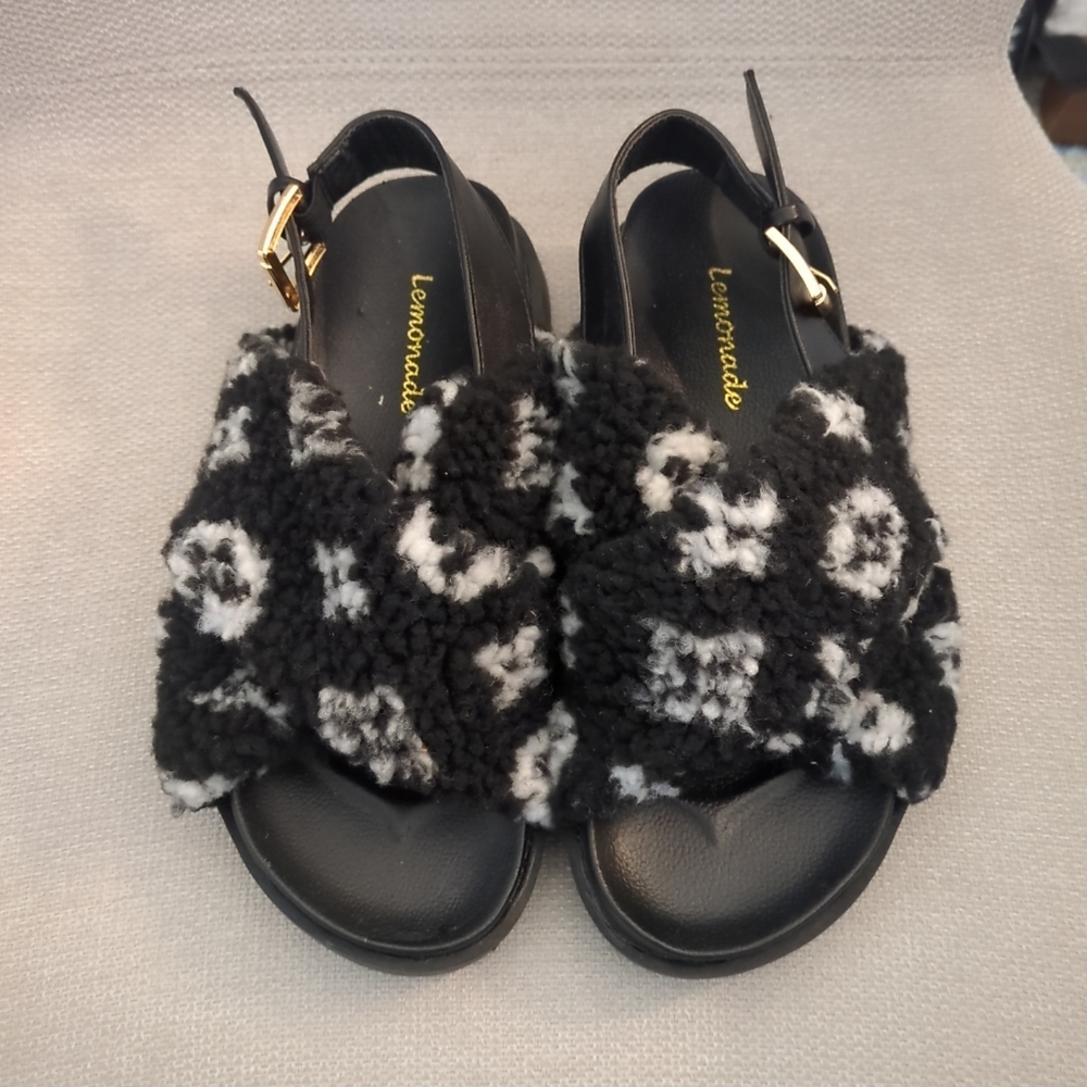 Lemonade Womens Sherpa Fluffy Platform Sandal 5 Black White